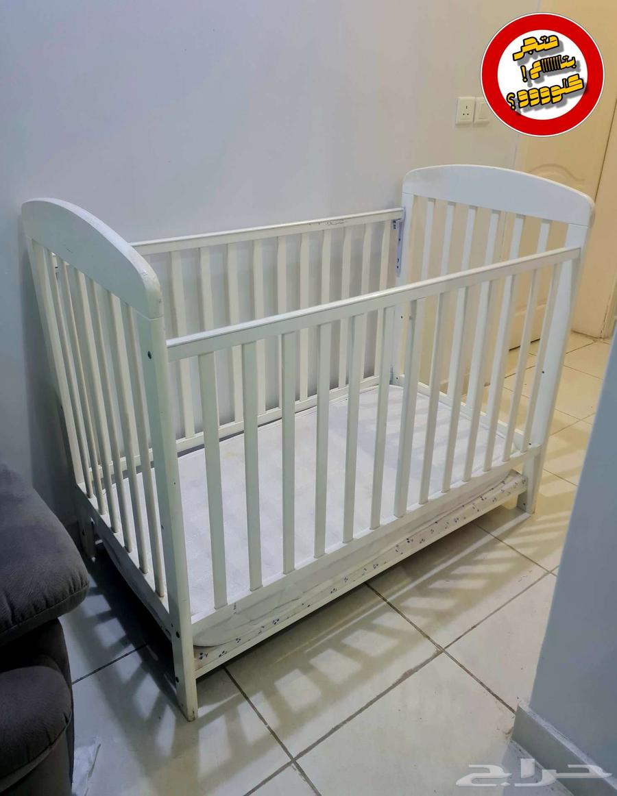للبيع سرير اطفال64549641452163111
