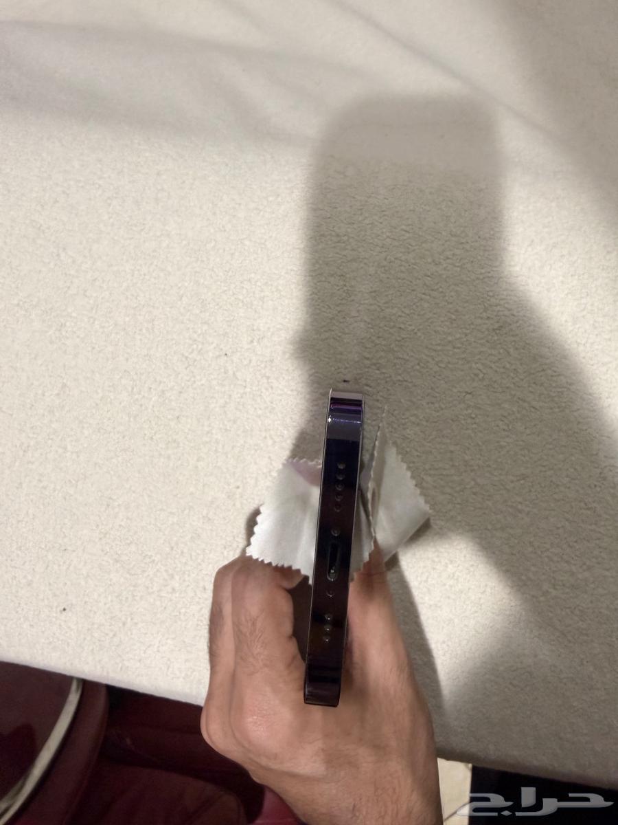 iPhone 14 Pro and Apple Watch Nike Series 464546498467329112