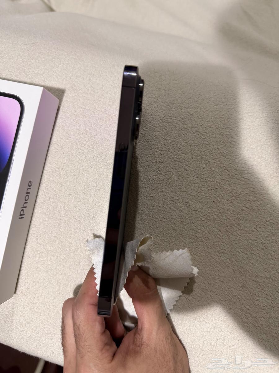 iPhone 14 Pro and Apple Watch Nike Series 464546498467329114