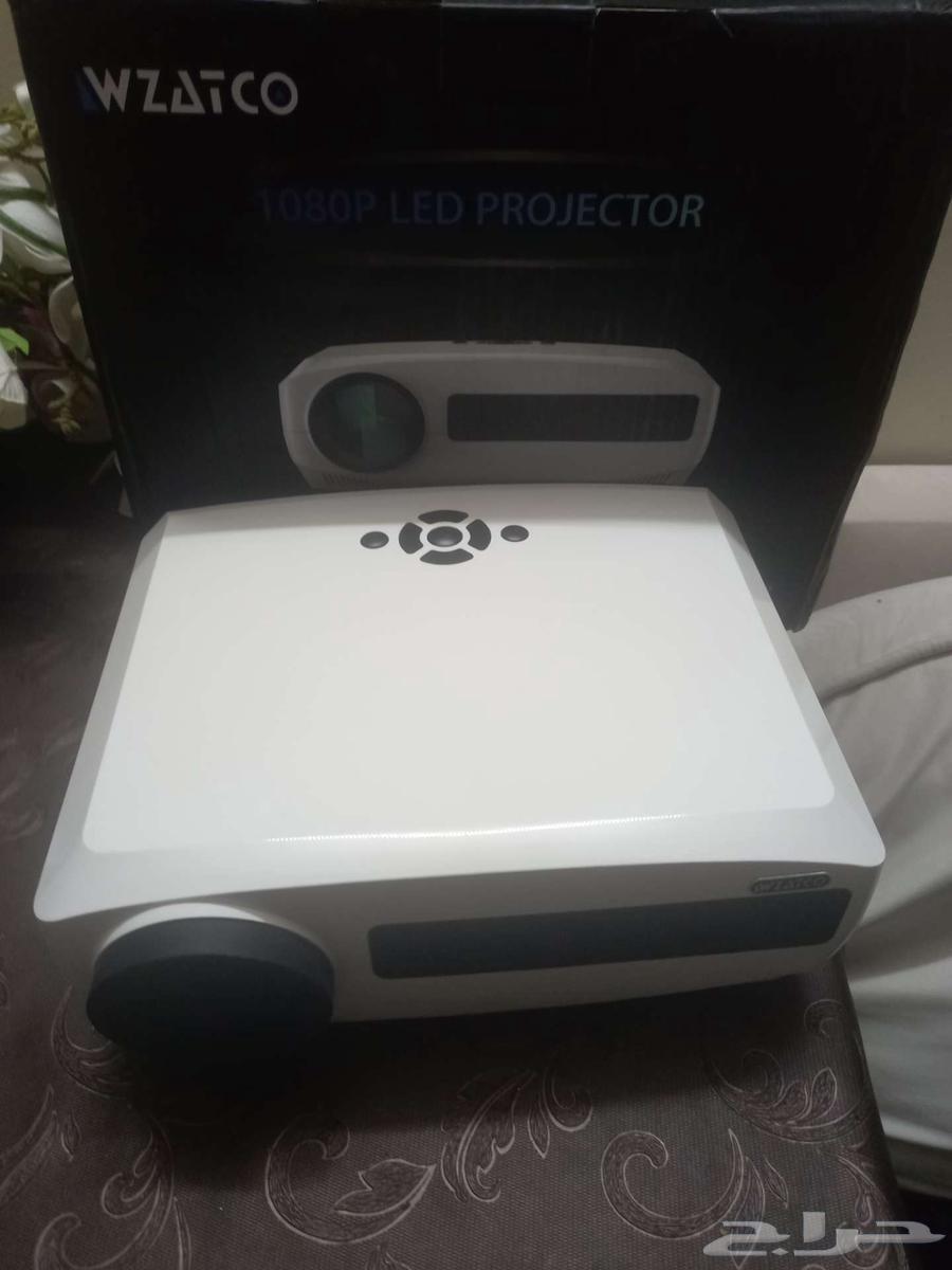 بروجيكتور فاخر شبه جديد مع رسيفر ذكي64546818421507110