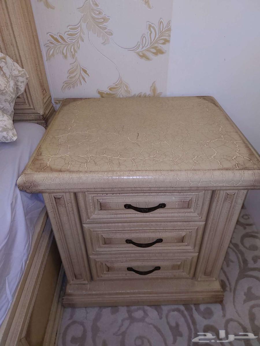 غرفة نوم للبيع (لعدم الحاجة)64547193853442112