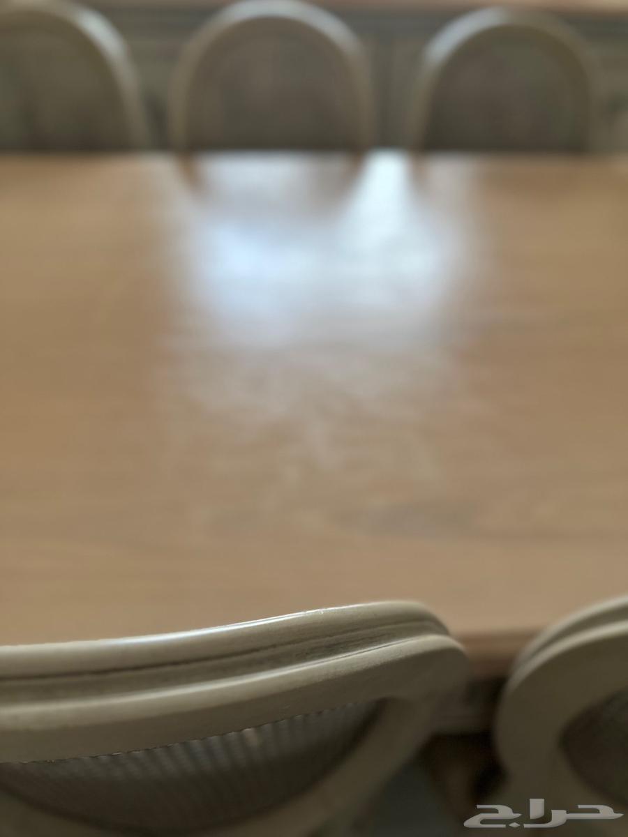 Luxury dining tables64548883372930110