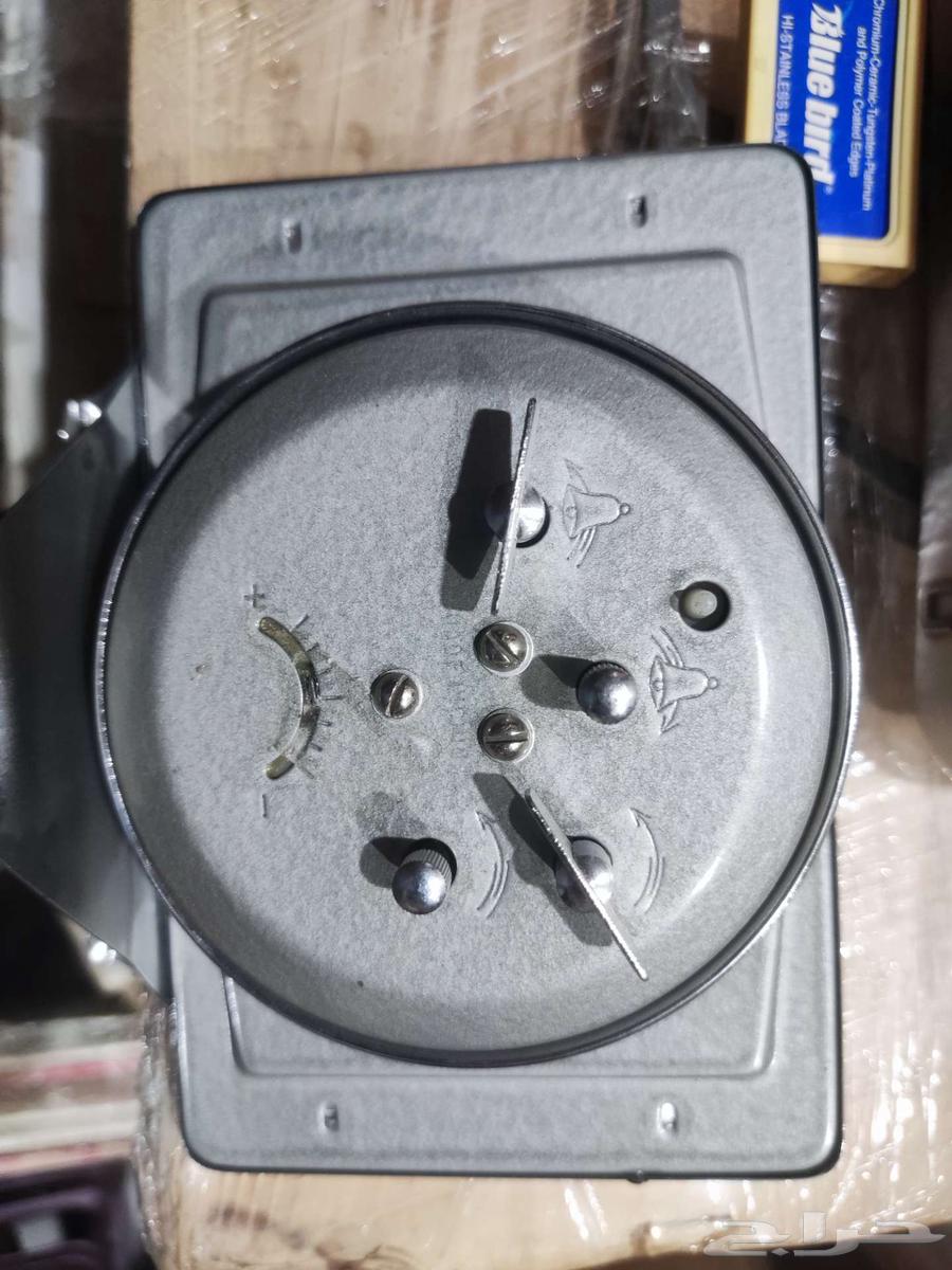 Radio and cassette player64548910765058111