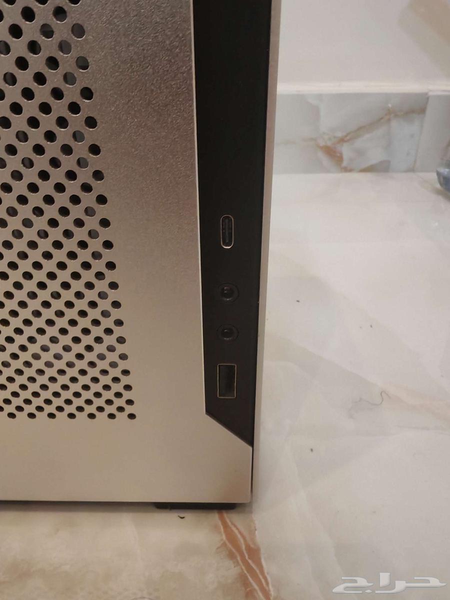 كمبيوتر العاب صغير للبيع64549022932993114