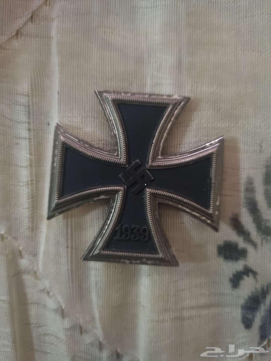 بعض اوسمة المانيا النازية خلال الحرب العالمية الثانية64545034089986112