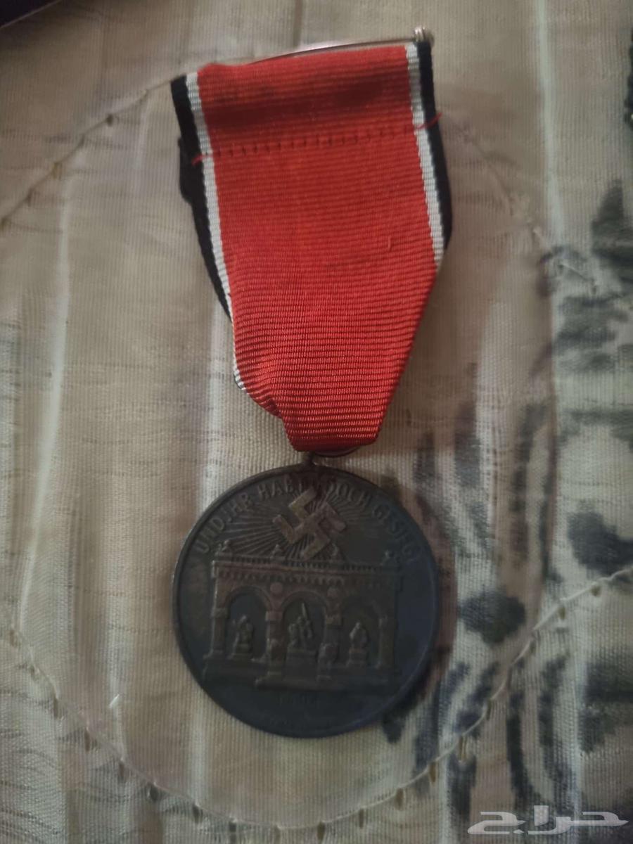 بعض اوسمة المانيا النازية خلال الحرب العالمية الثانية64545034089986114