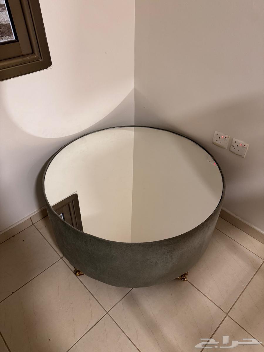 Sofa set with 3 sofas and 2 chairs and a table64549500302721111