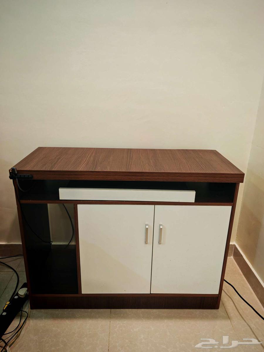 مكتب صغير للبيع شبه جديد64545160802433110
