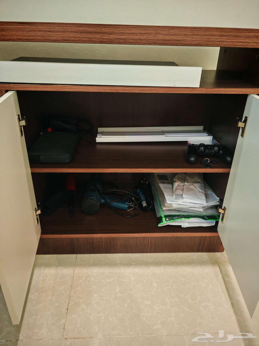 مكتب صغير للبيع شبه جديد64545160802433111