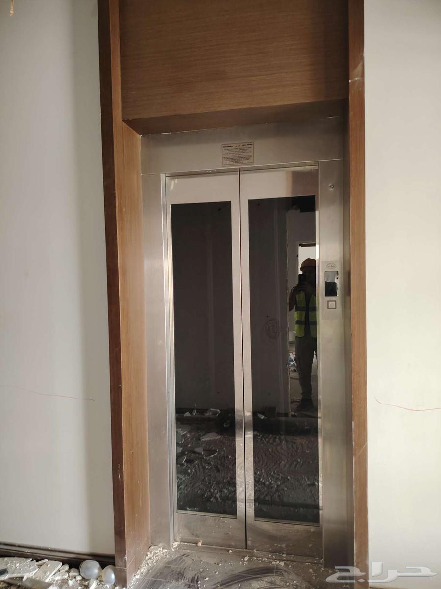 مصعد مستعمل للبيع64553200771713112