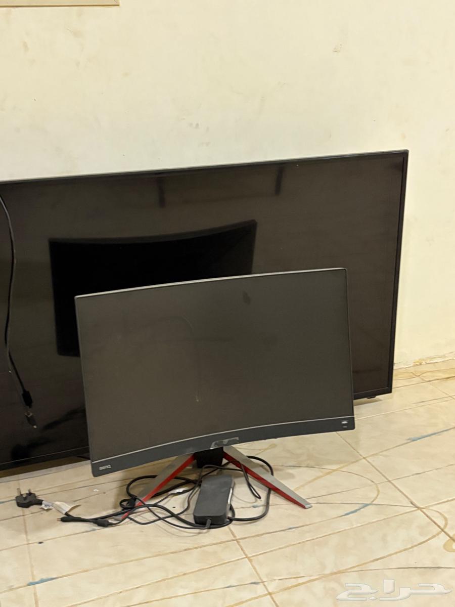 Screen for sale, very new, used for no more than 15 days64554202900866111