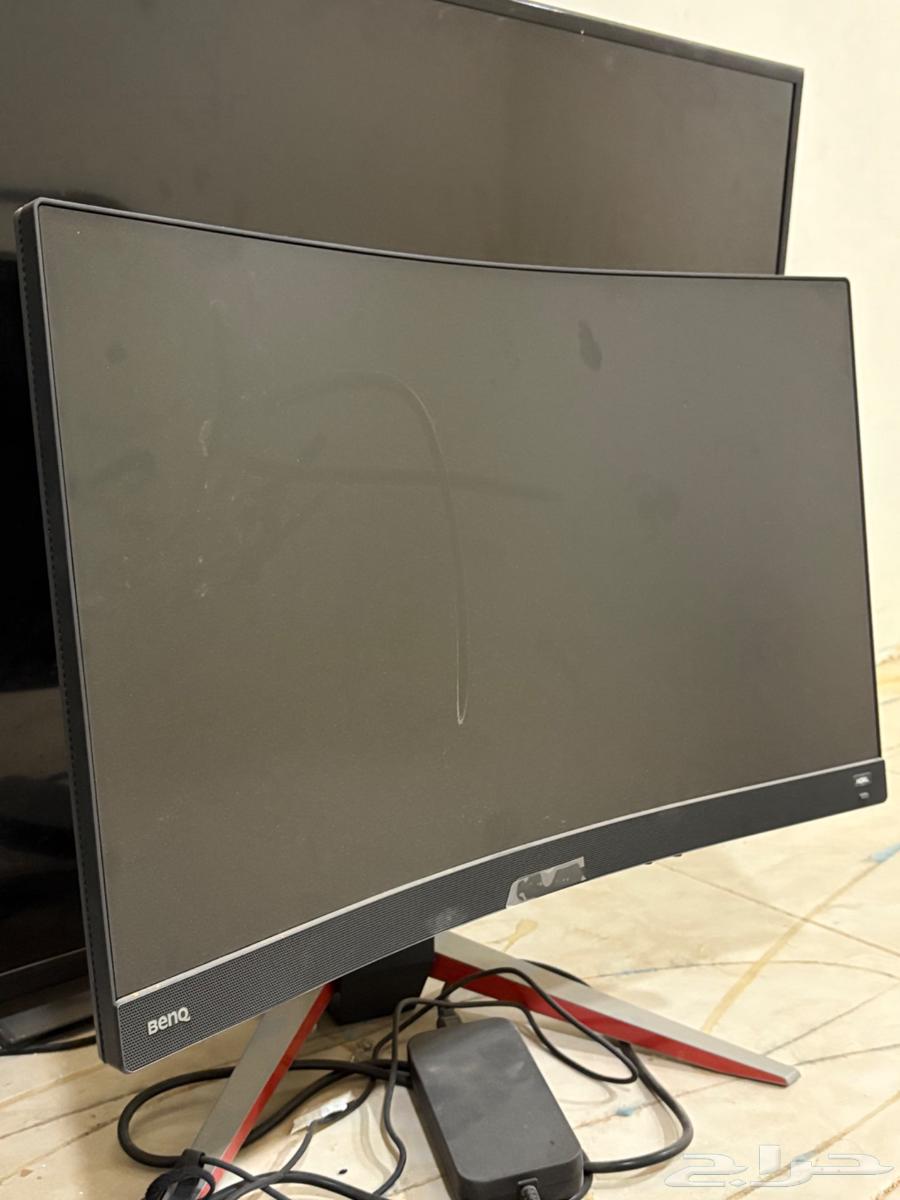 Screen for sale, very new, used for no more than 15 days64554202900866114