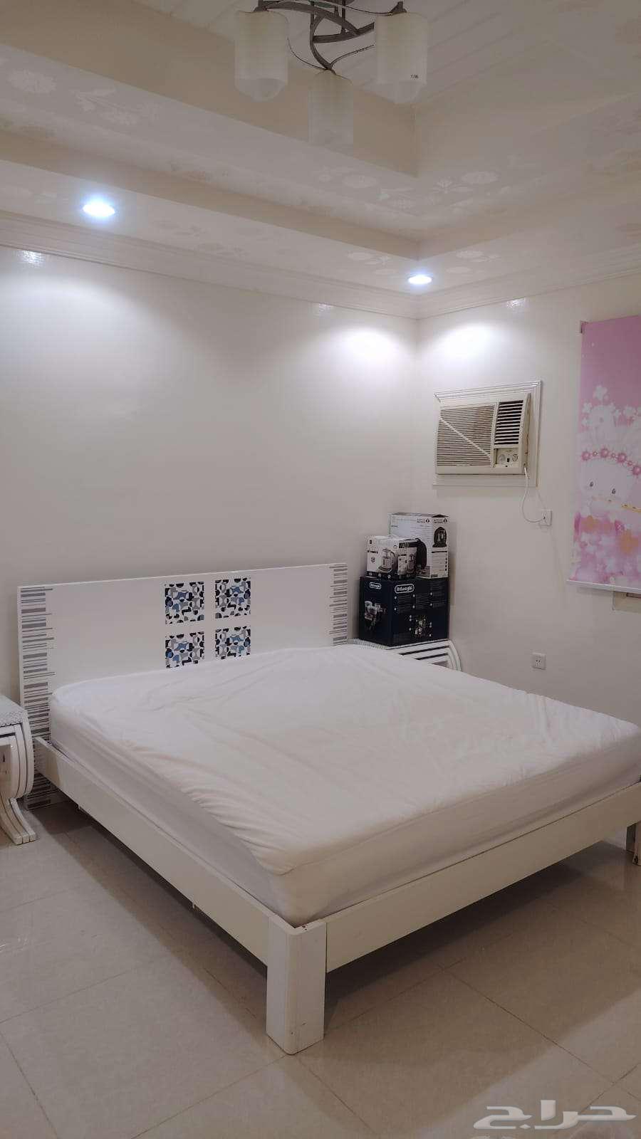 للبيع غرف نوم وكنب64549064813187111