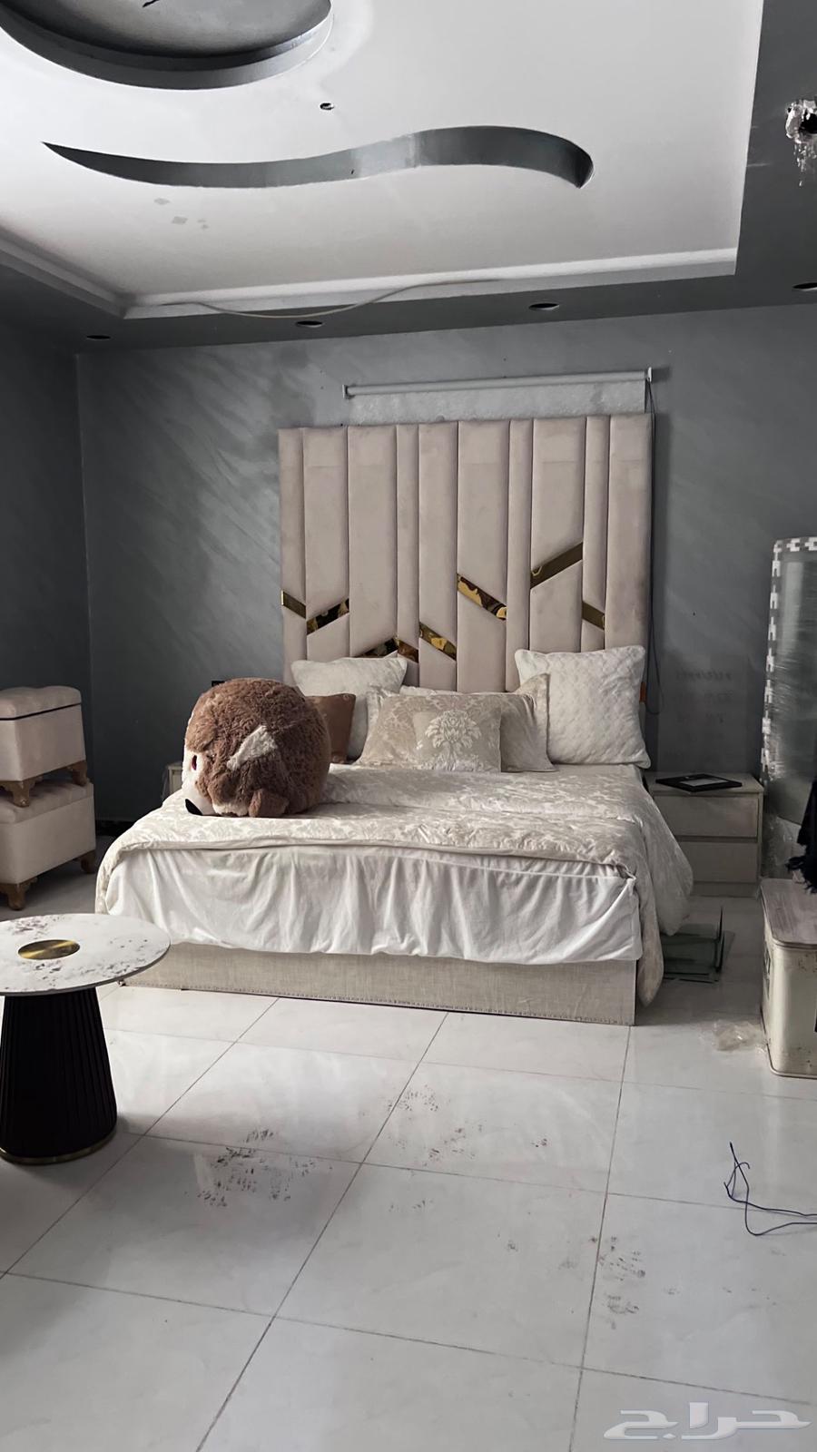 غرفة نوم من سرير ودولاب64505777269121110