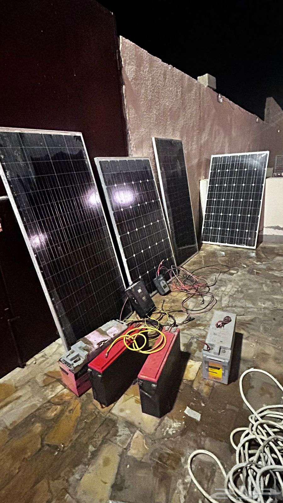 للبيع بطاريات و الواح طاقة شمسيه64561840638723112