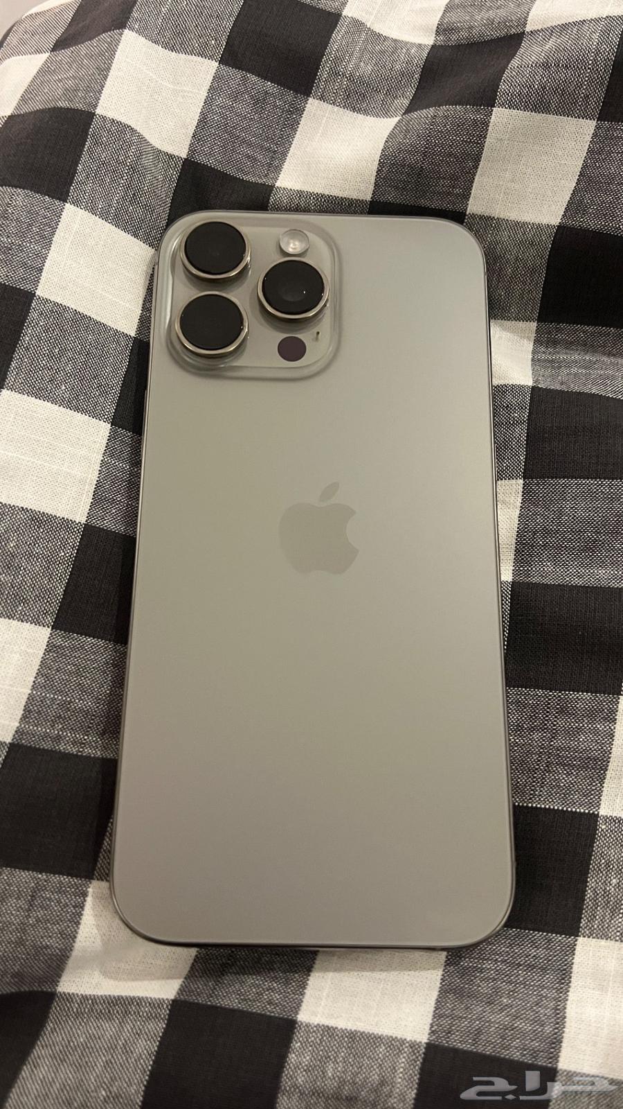 iPhone 16 Pro Max in very clean condition (almost new)64553058547969110