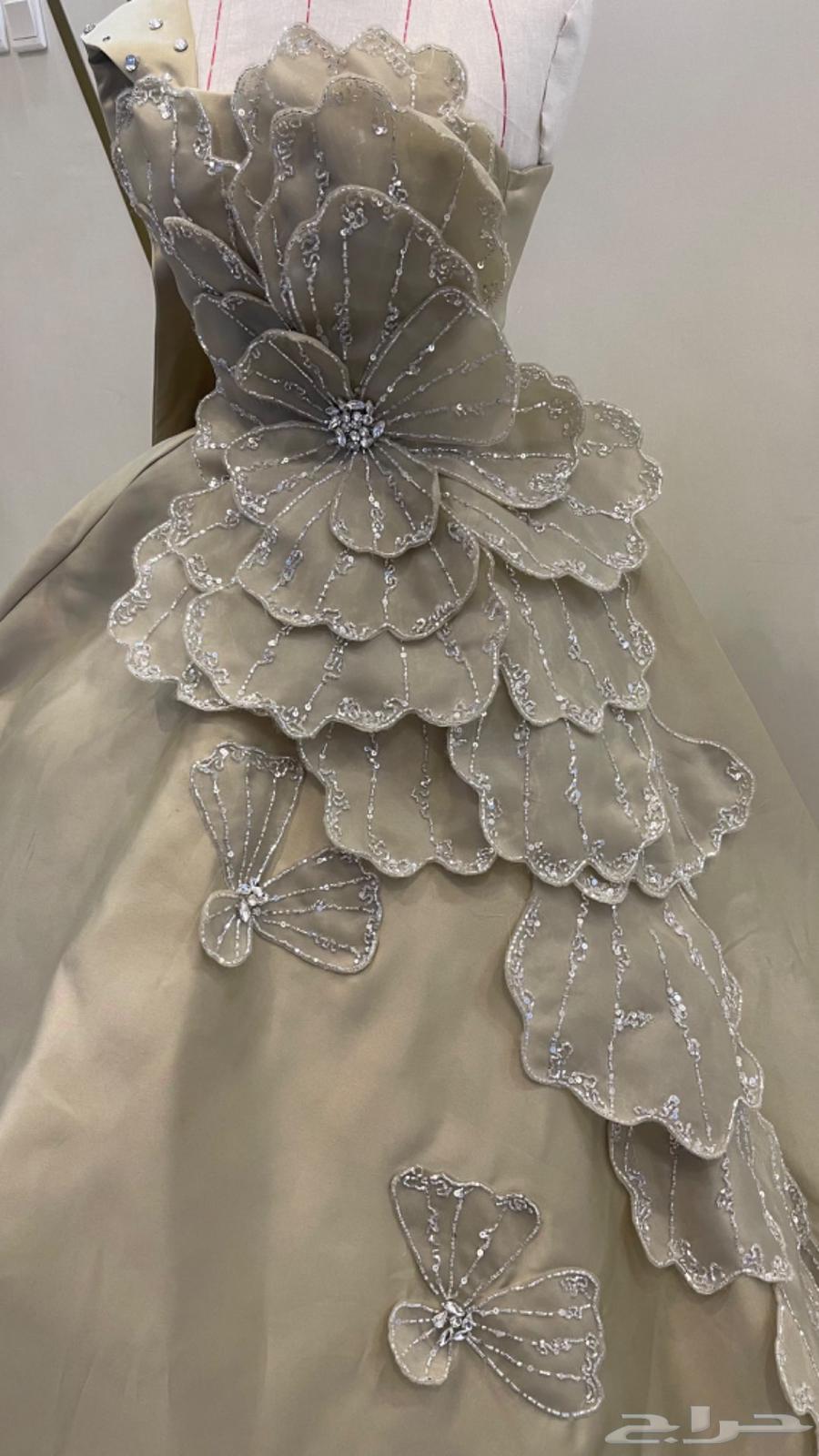 فستان ملكة فخم تفصيل وتصميم جديد جدا64545048189827110