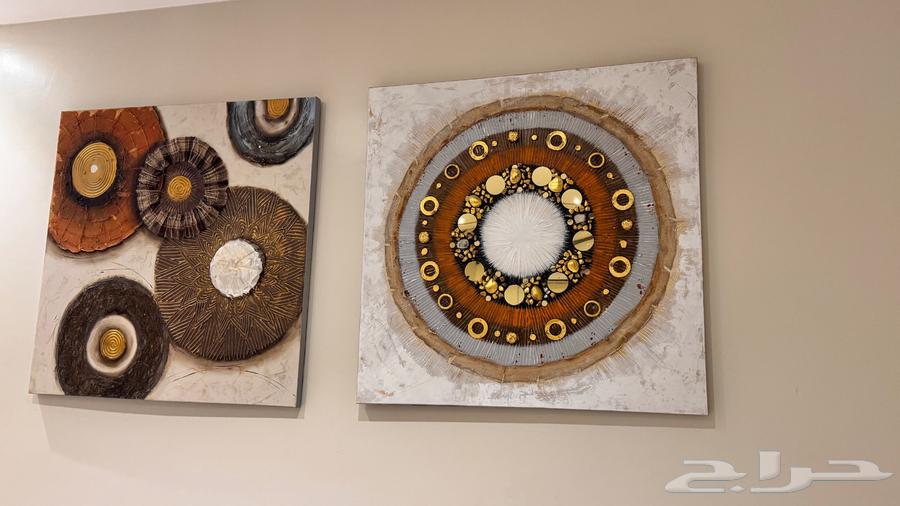 طاوله وسرير ولوحات64553567491969111