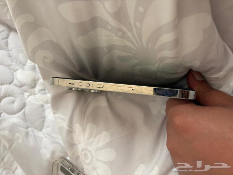 ايفون 14 برو64545587905409111