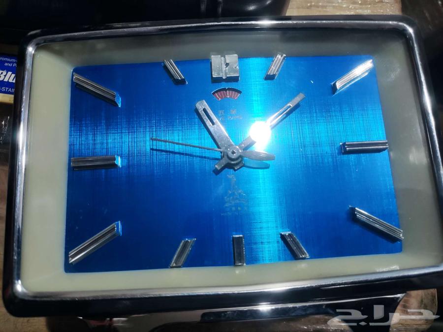 Radio and cassette player64548910765058112