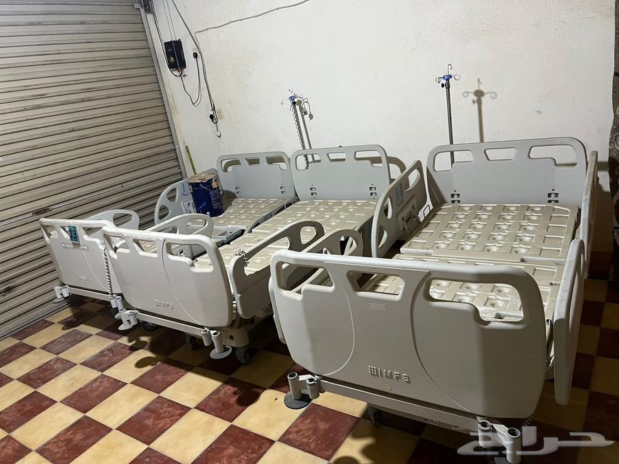 للبيع 3 أس ر ة طبية بحالة ممتازة64550560149633111