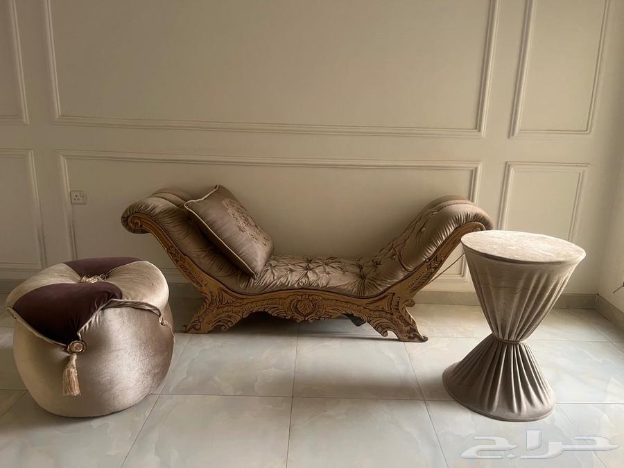 كنب مستعمل نظيف جدا  وطاولات64552363356546113