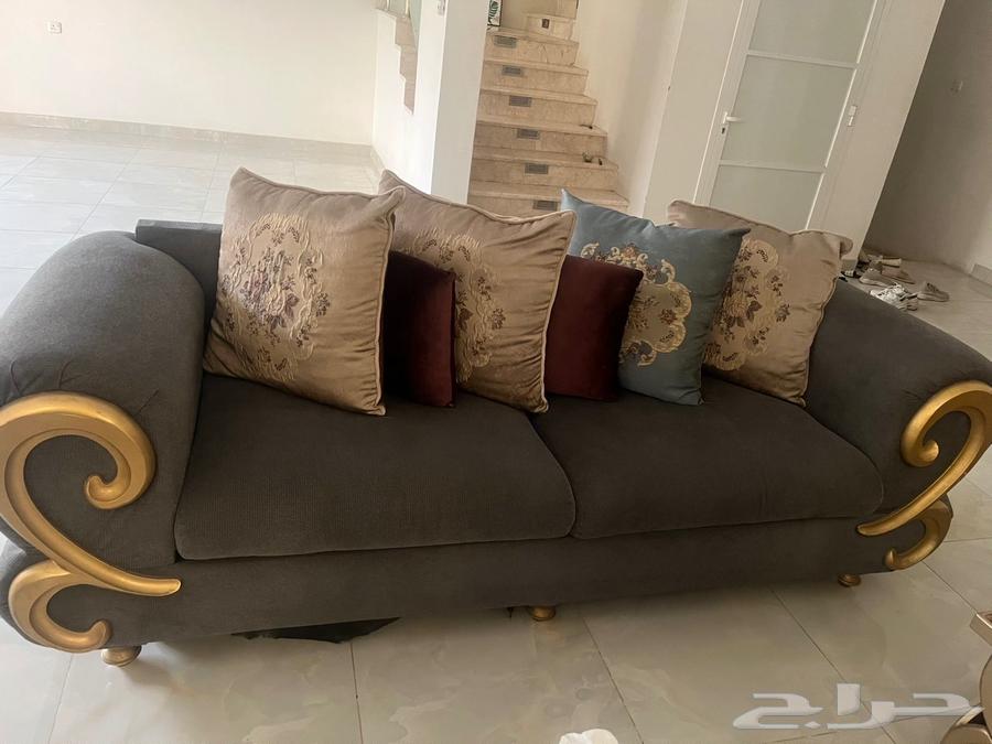 كنب مستعمل نظيف جدا  وطاولات64552363356546112