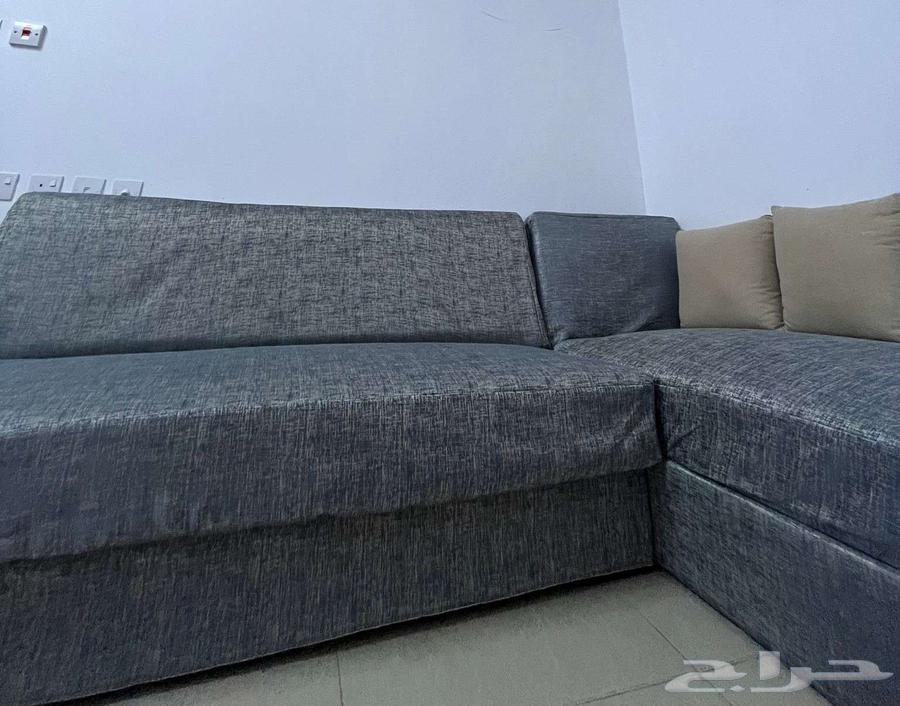 سرير أريكة كبير بحالة ممتازة   الرياض   800 ريال سعودي64551061815169110