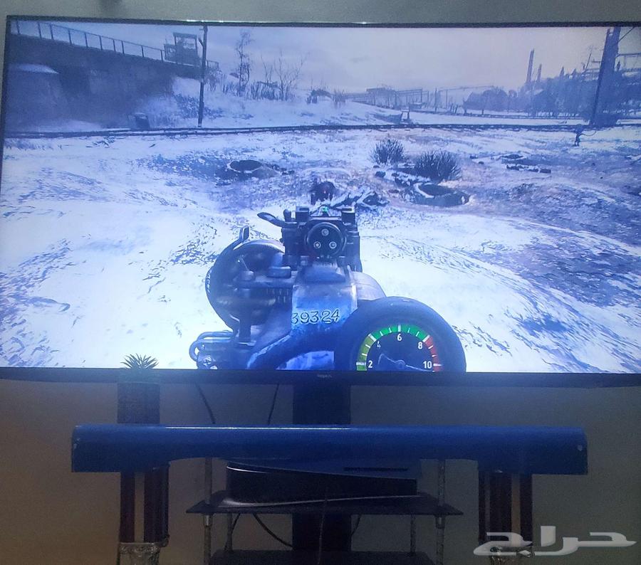 PlayStation 5 with screen64546665027458112