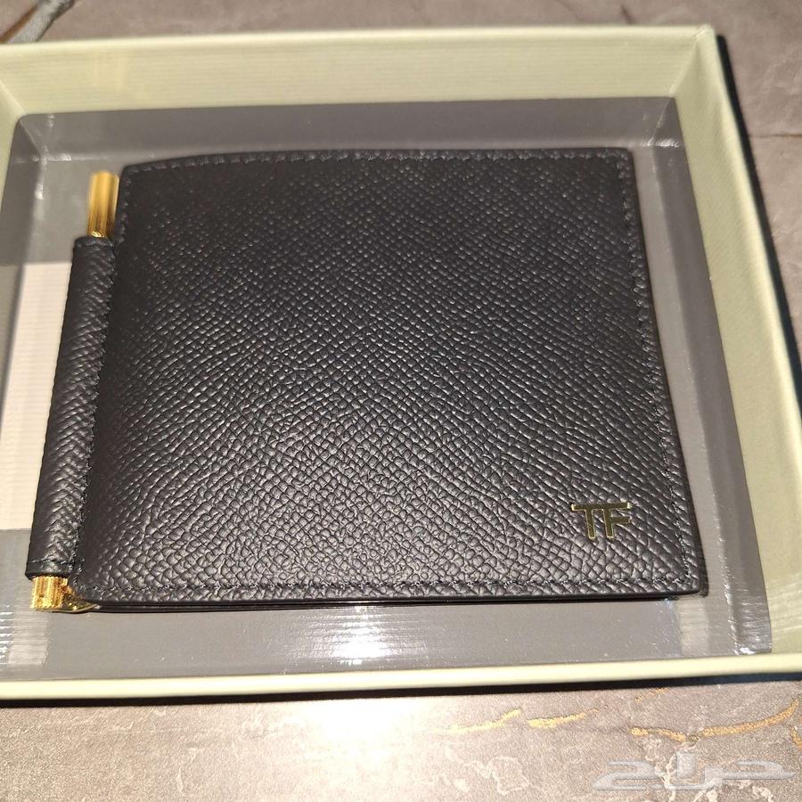 محفظة توم فورد جديدة للبيع64552019246978110