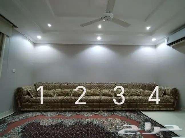 للبيع كنب نظيف خشب ماليزي64561967665666112