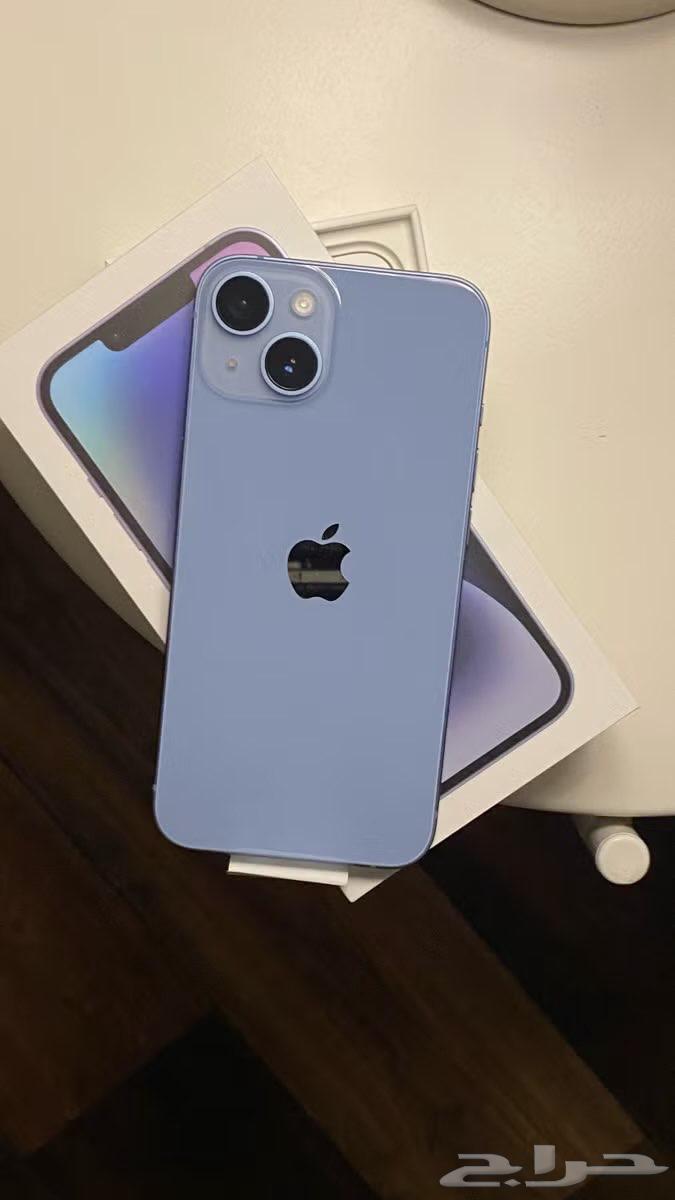 ببيع ايفون 14 العادي نضيف جدآ64554942424449110