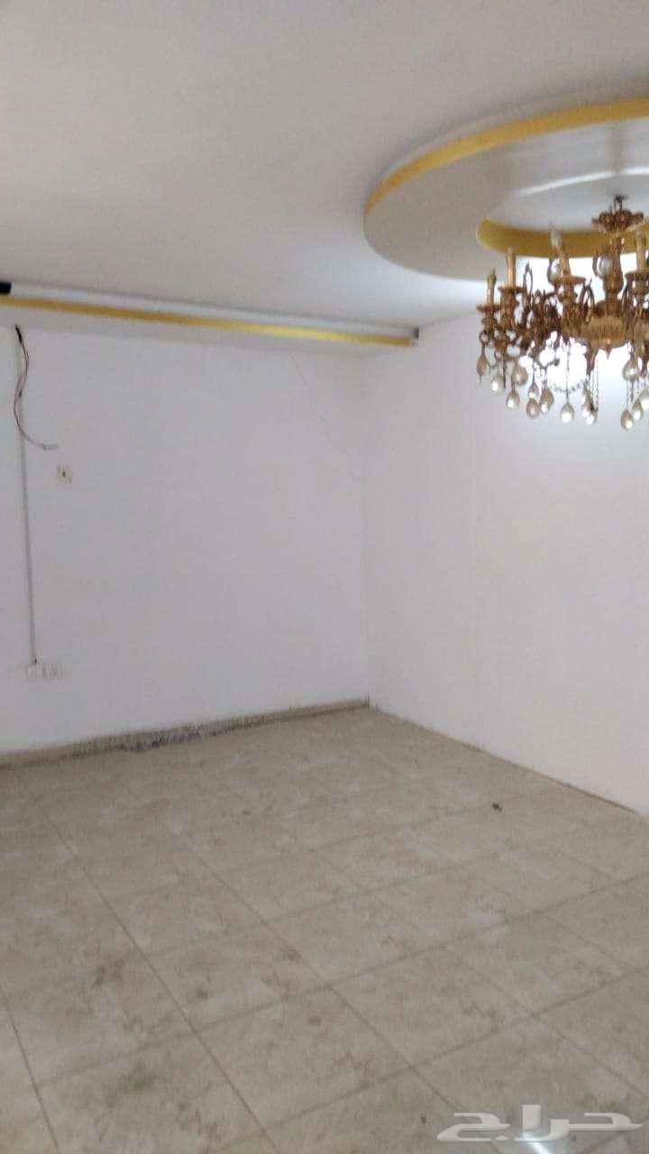 غرفة للإيجار