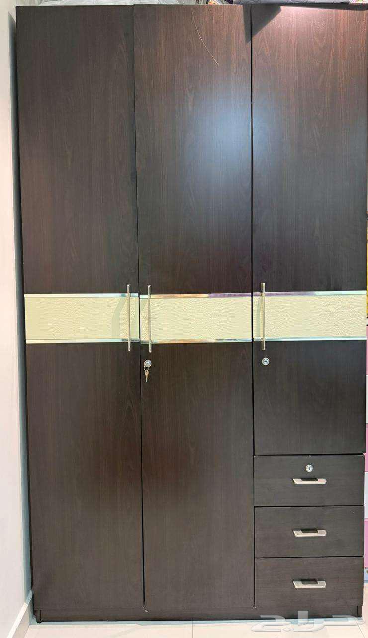 غرفة نوم من هوم سنتر بحالة جيدة جدا بسعر مغري64453944278019113