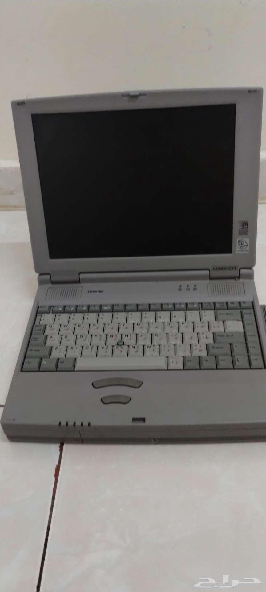 Antique old computer64559855391235110