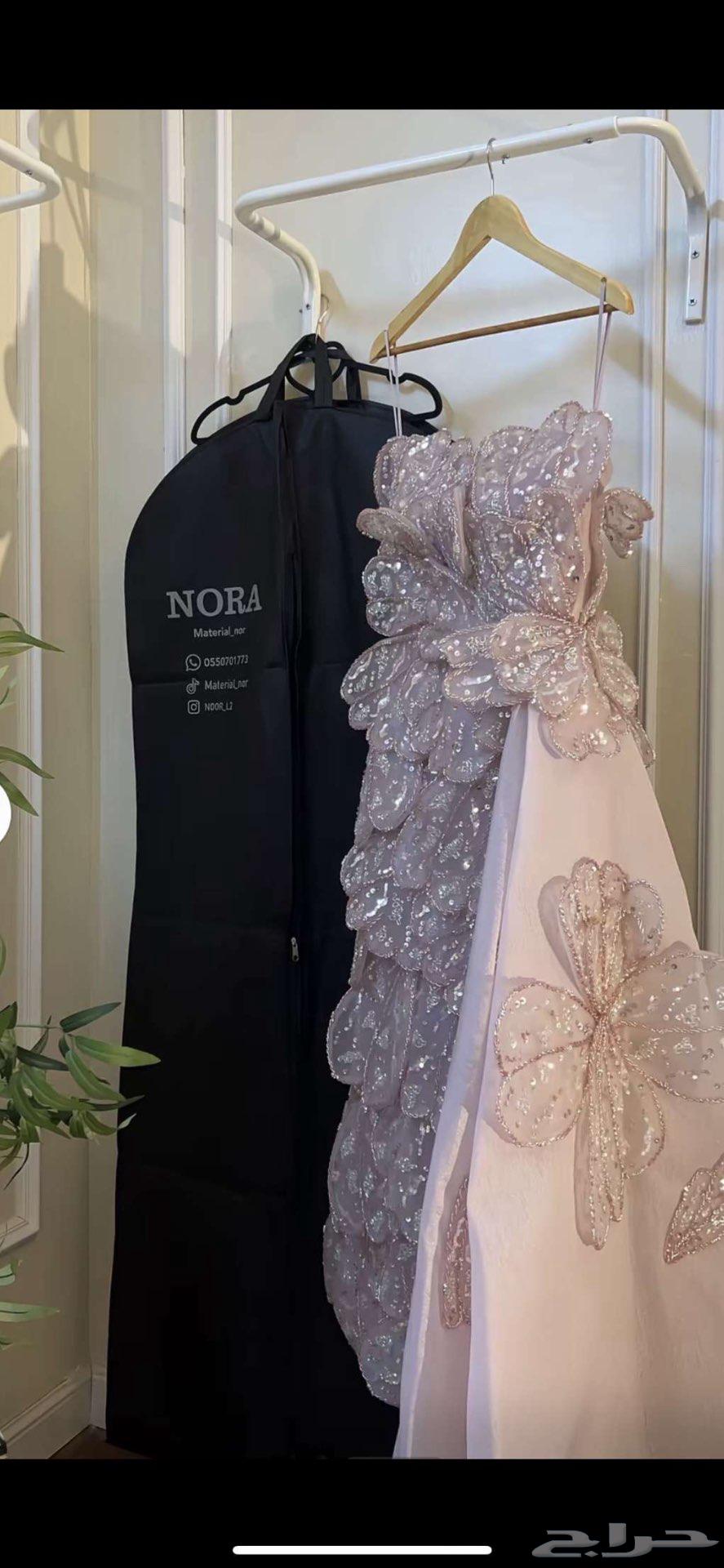 فستان للبيع من المصممه نوره البقمي64556285579777111