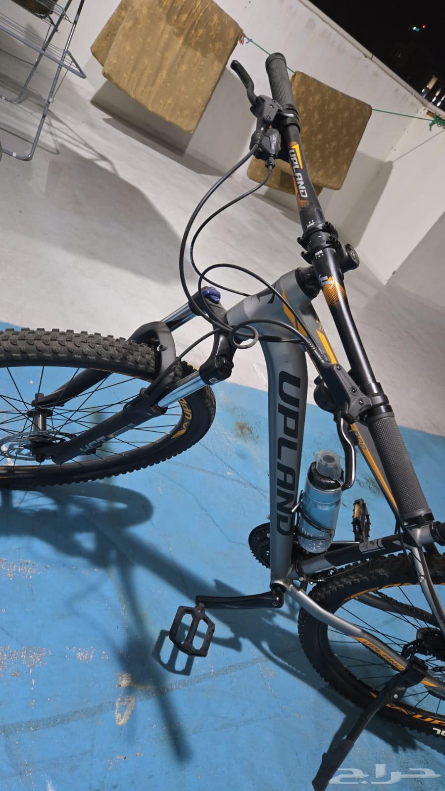 سيكل رياضي فاخر شبه جديد64560416881539114