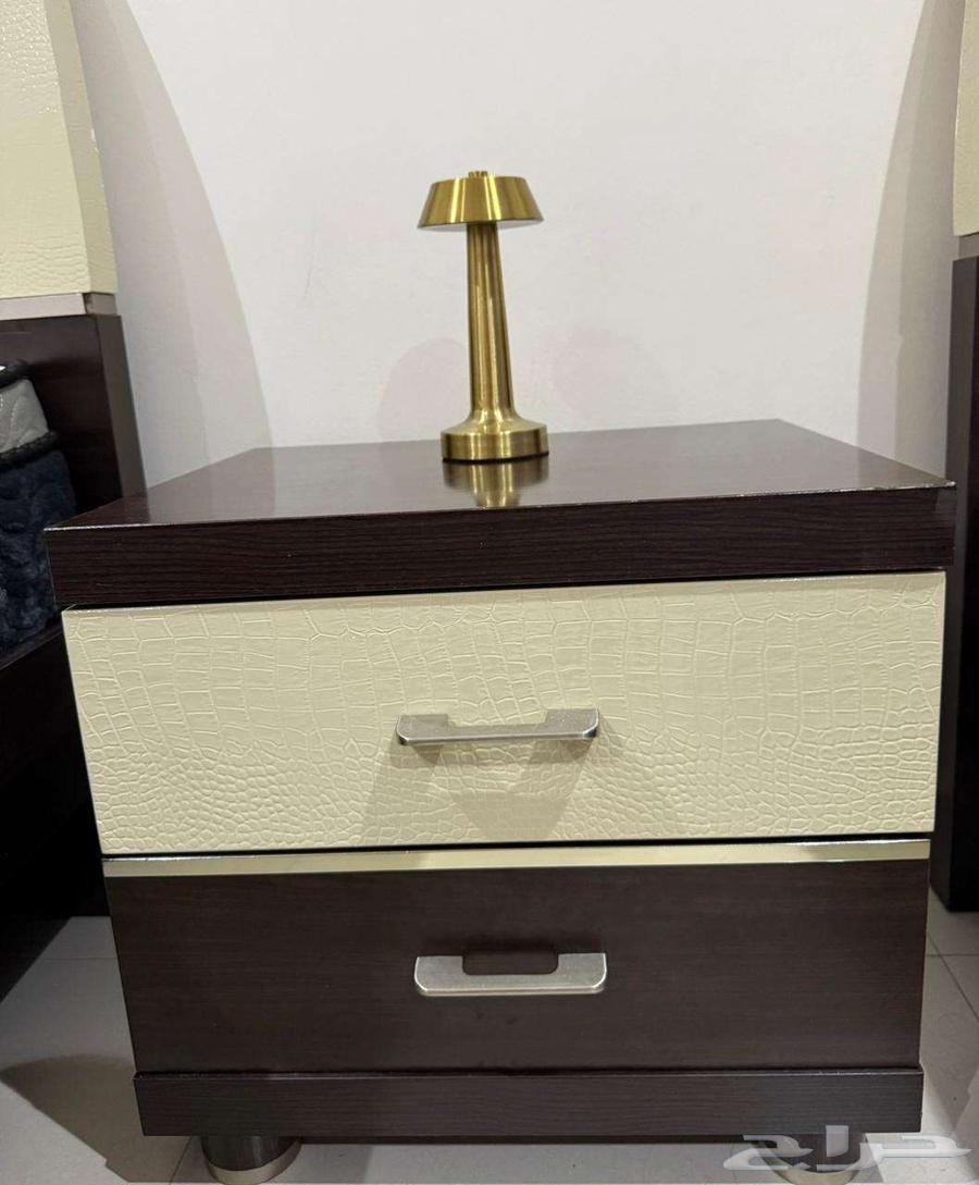 غرفة نوم من هوم سنتر بحالة جيدة جدا بسعر مغري64453944278019112