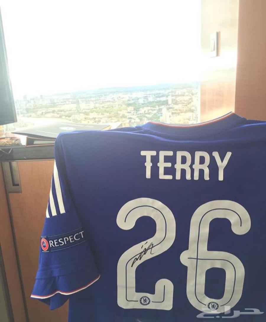 تيشيرت نادي تشيلسي وتيشيرت منتخب إيطاليا64554928334723111