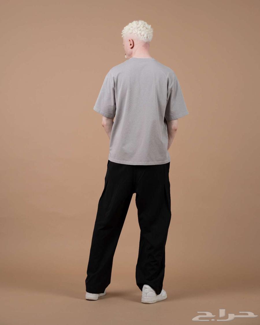 ملابس للبيع بالجملة64557823969281114