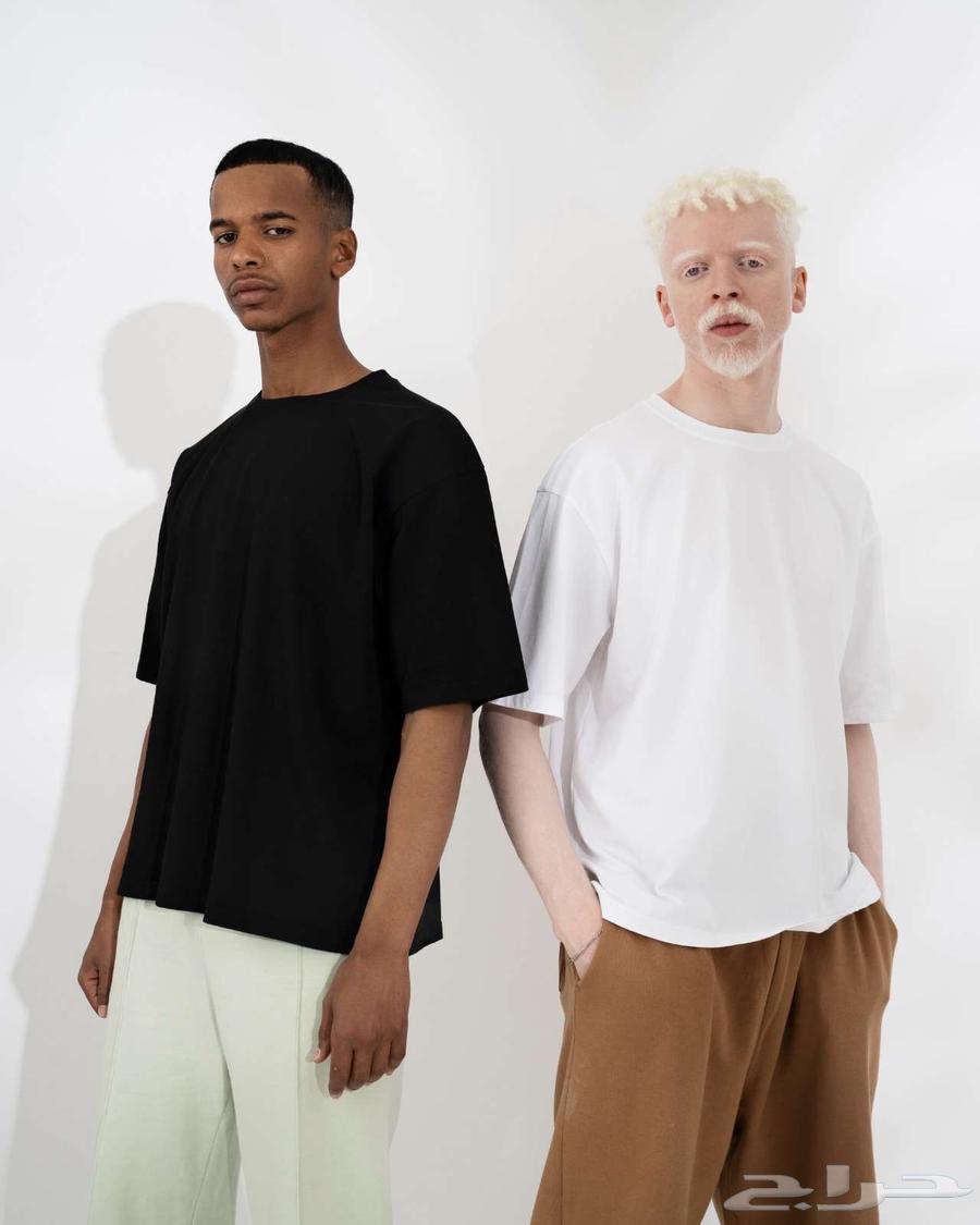 ملابس للبيع بالجملة64557823969281110