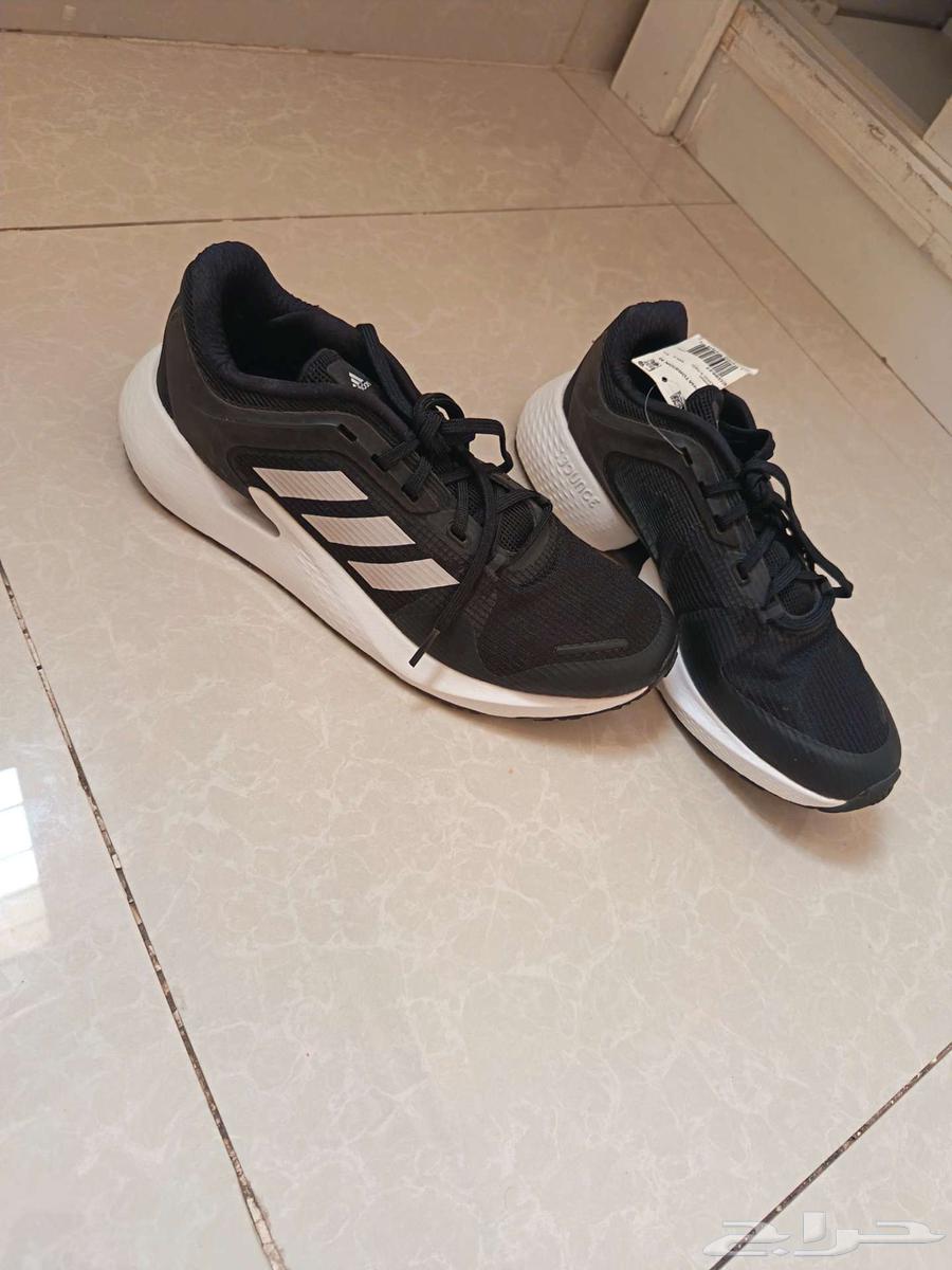 جزمه اديداس اصلي جديد مقاس 42ونص64556720934785111
