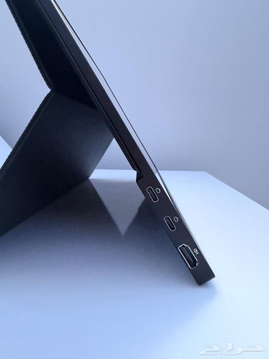 شاشه جانبية 15 بوصه 144 هيرتز64557879380354110