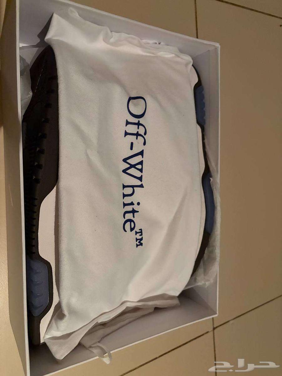 للبيع  جزمة Off-White Out Of Office64559337615618112