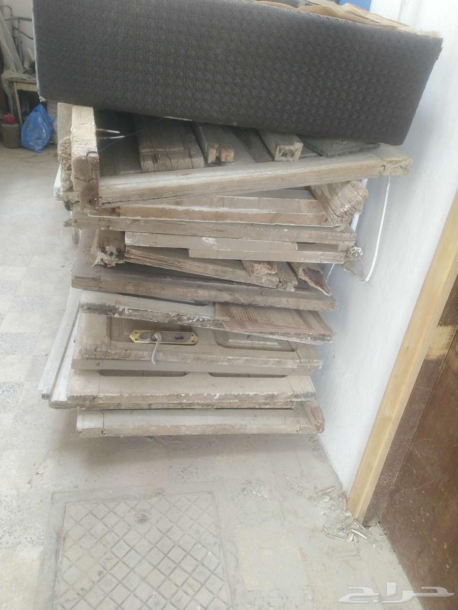 13 باب خشب مستعمل 900 ريال64560206680193111