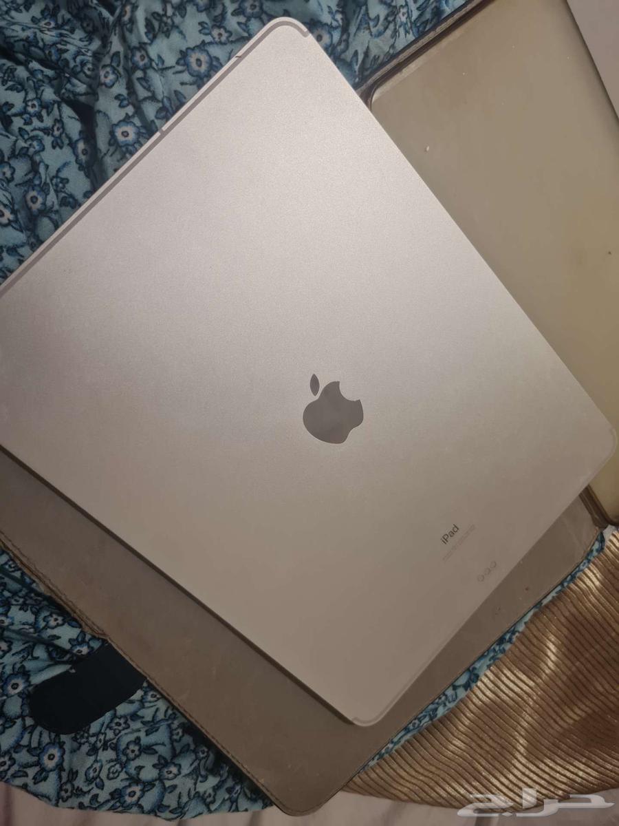 ايباد برو للبيع المستعجل64560572422401111