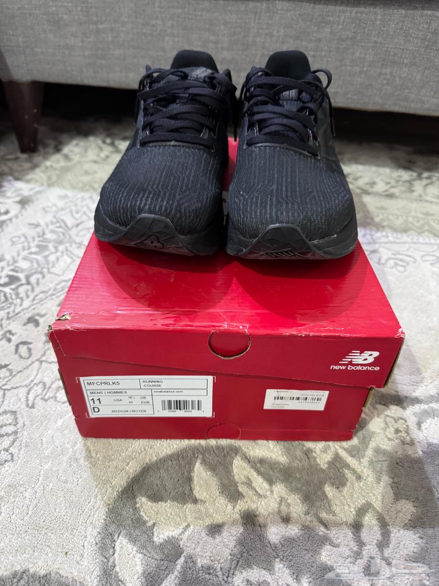 شوزات 1 نيوبلانس لون اسود و2 اديداس64561685675907113