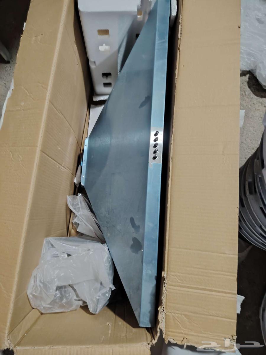 A side worker64532198463361112