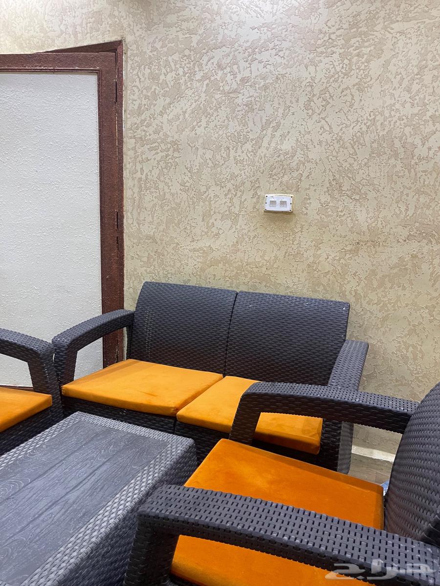 اطقم كراسي و طاولات للجلسات الخارجية64554690587394113