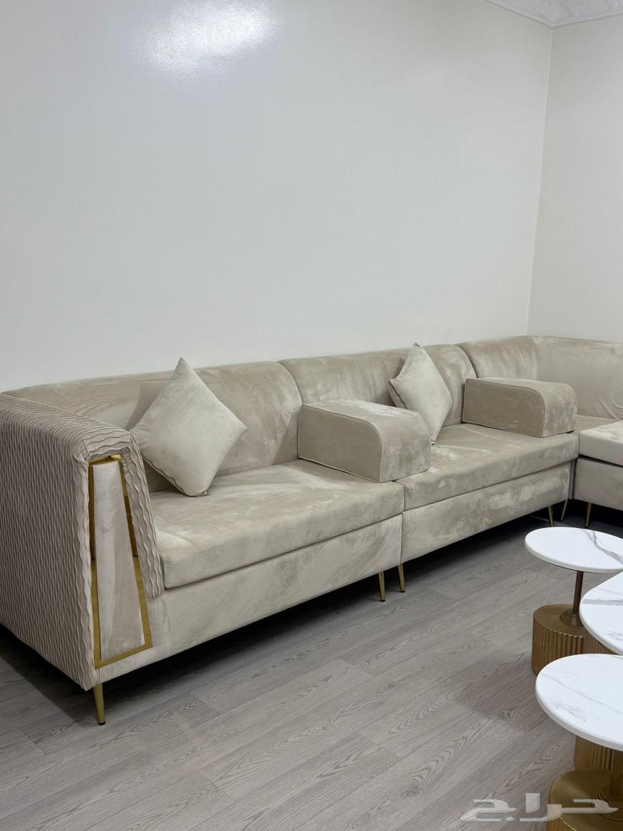 Sofa64555644895618113